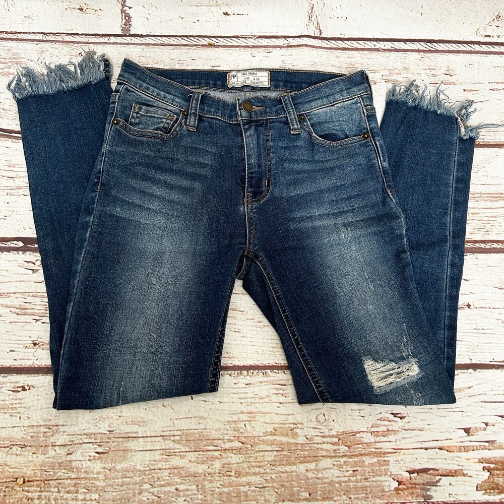 FREE PEOPLE Distressed Skinny Jeans with Raw Fringe Hem Sz 0 25